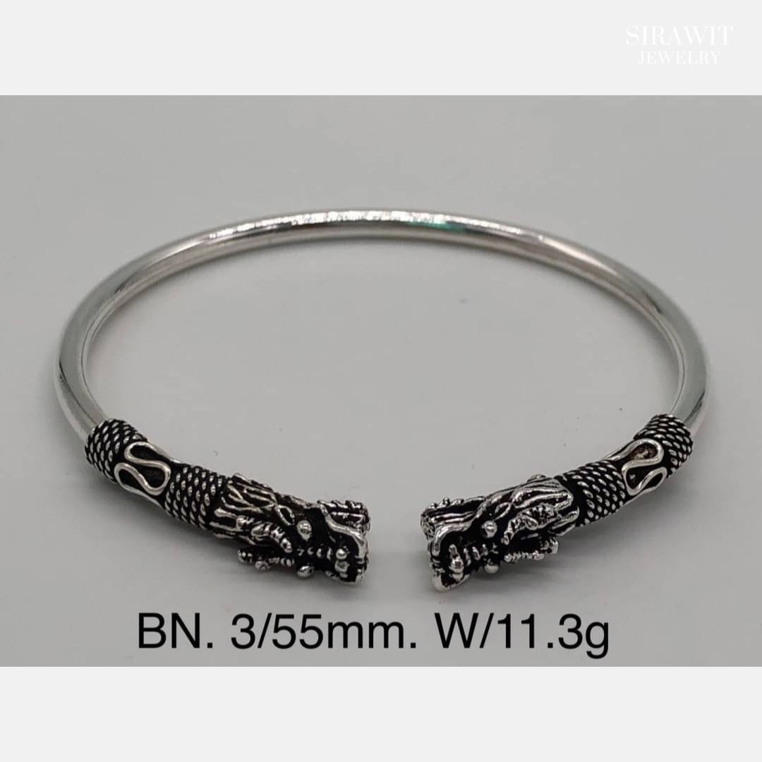 กำไลข้อมือหัวมังกร
