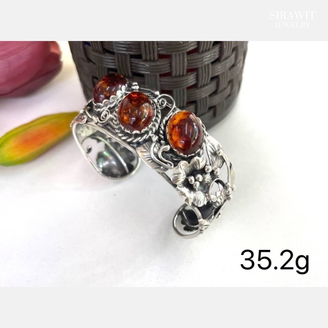 กำไลข้อมือเงินแท้