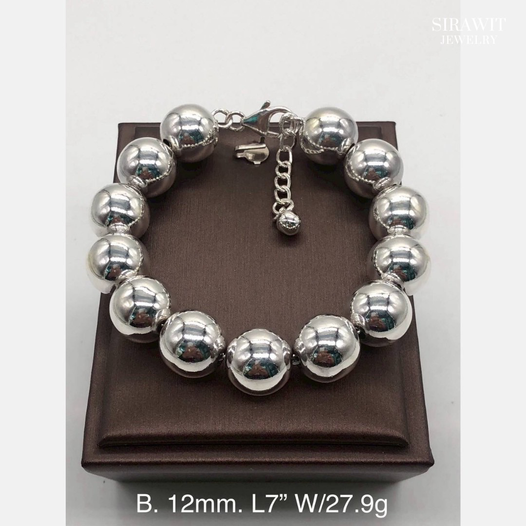 สร้อยข้อมือเม็ดประคำ