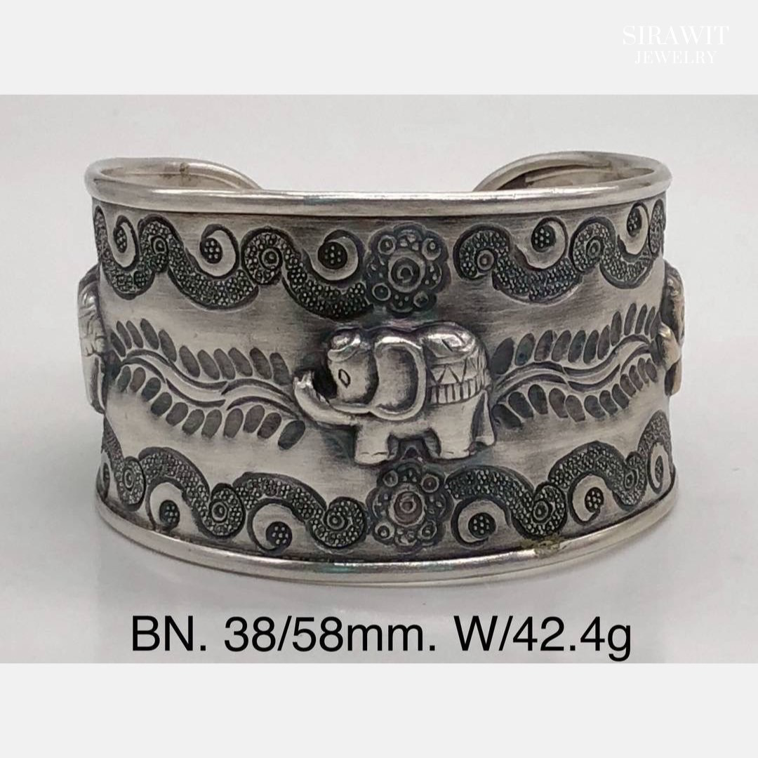 กำไลข้อมือช้าง