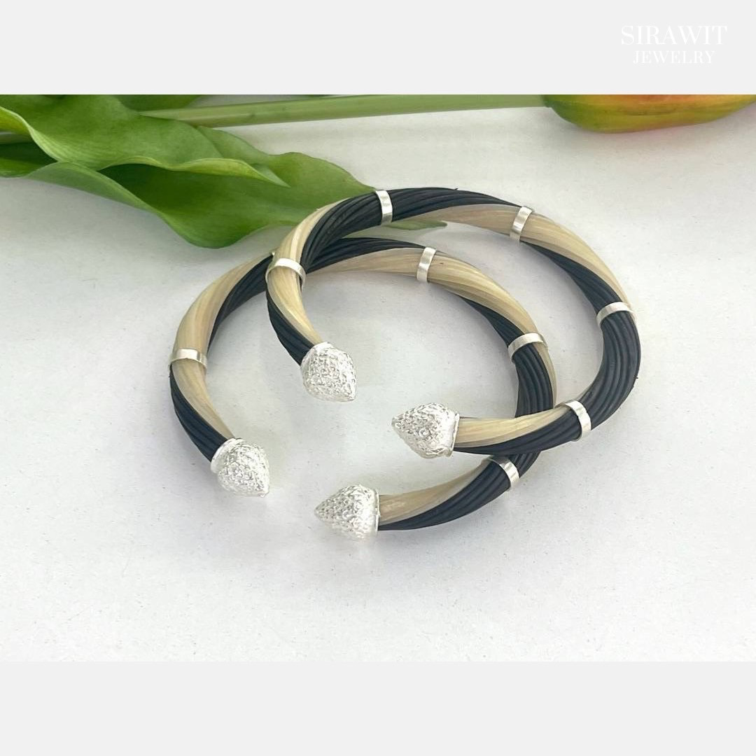 กำไลข้อมือหางช้าง