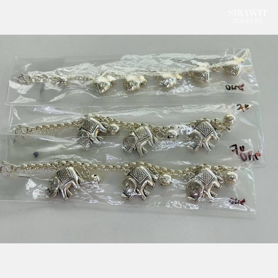 สร้อยข้อมือเงินแท้