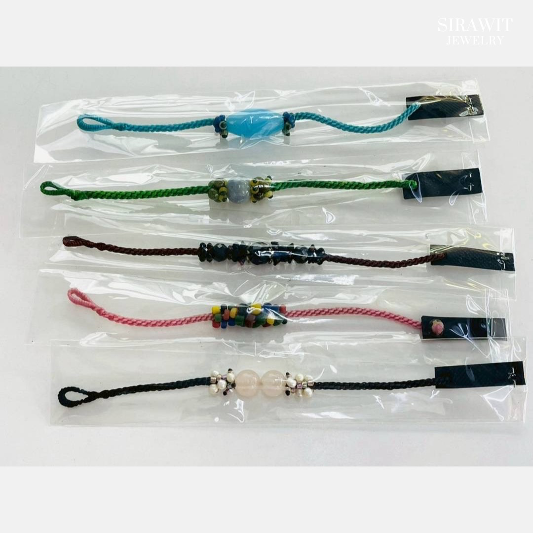 สร้อยข้อมือเชือกถักพลอยแท้หินแท้