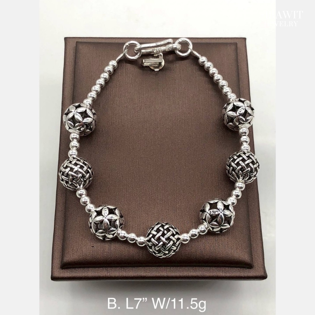 สร้อยข้อมือเงินแท้