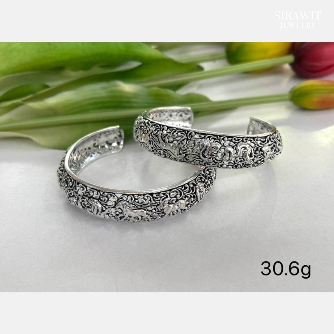 กำไลข้อมือเงินแท้