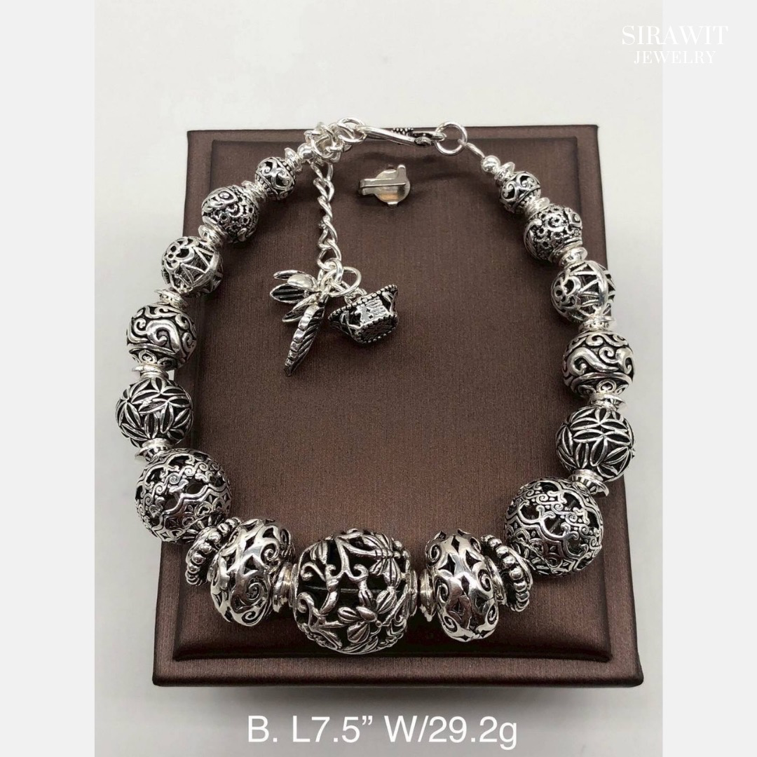 สร้อยข้อมือเงินแท้