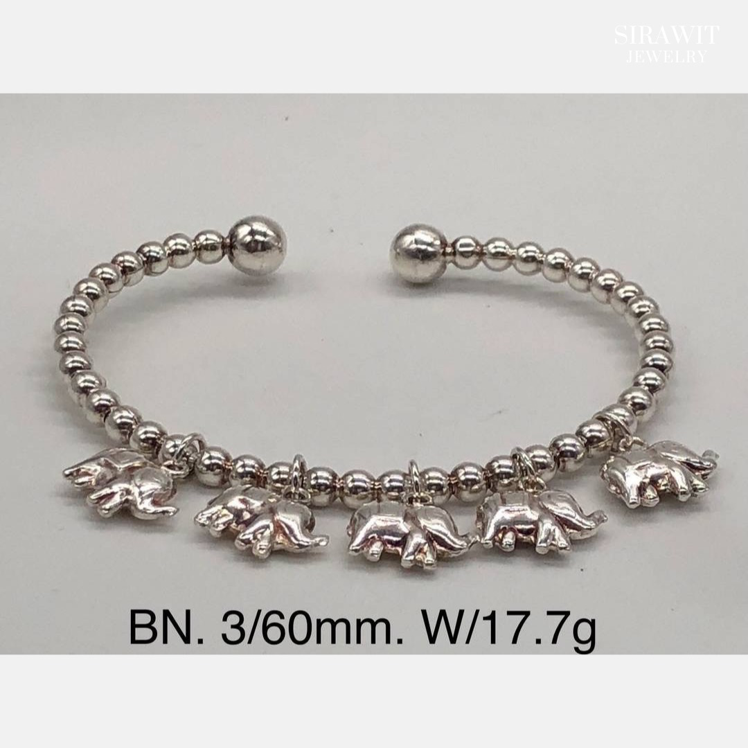 กำไลข้อมือเงินแท้