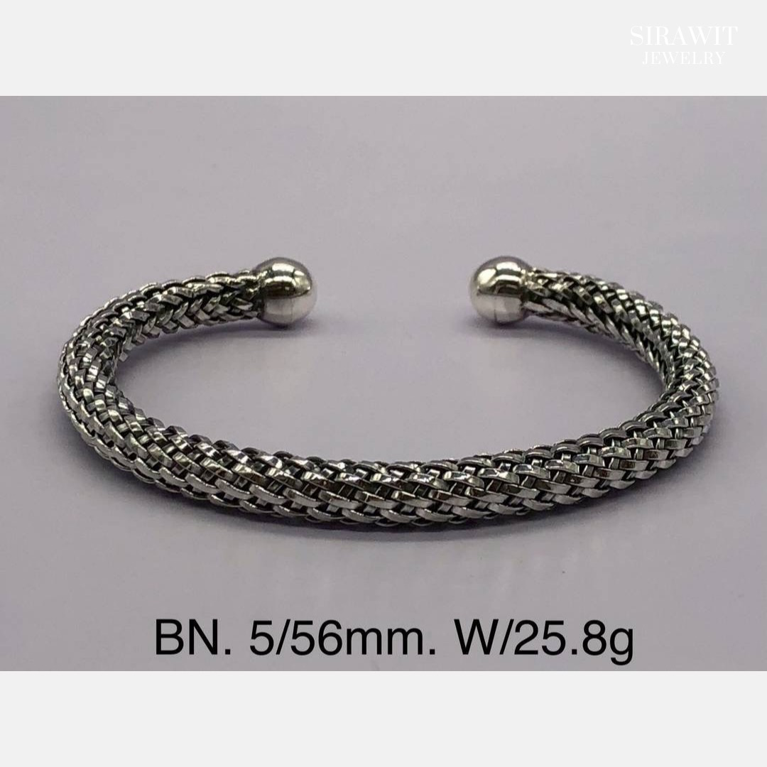 กำไลข้อมือเงินแท้