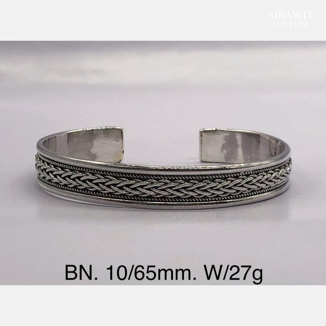 กำไลข้อมือเงินแท้