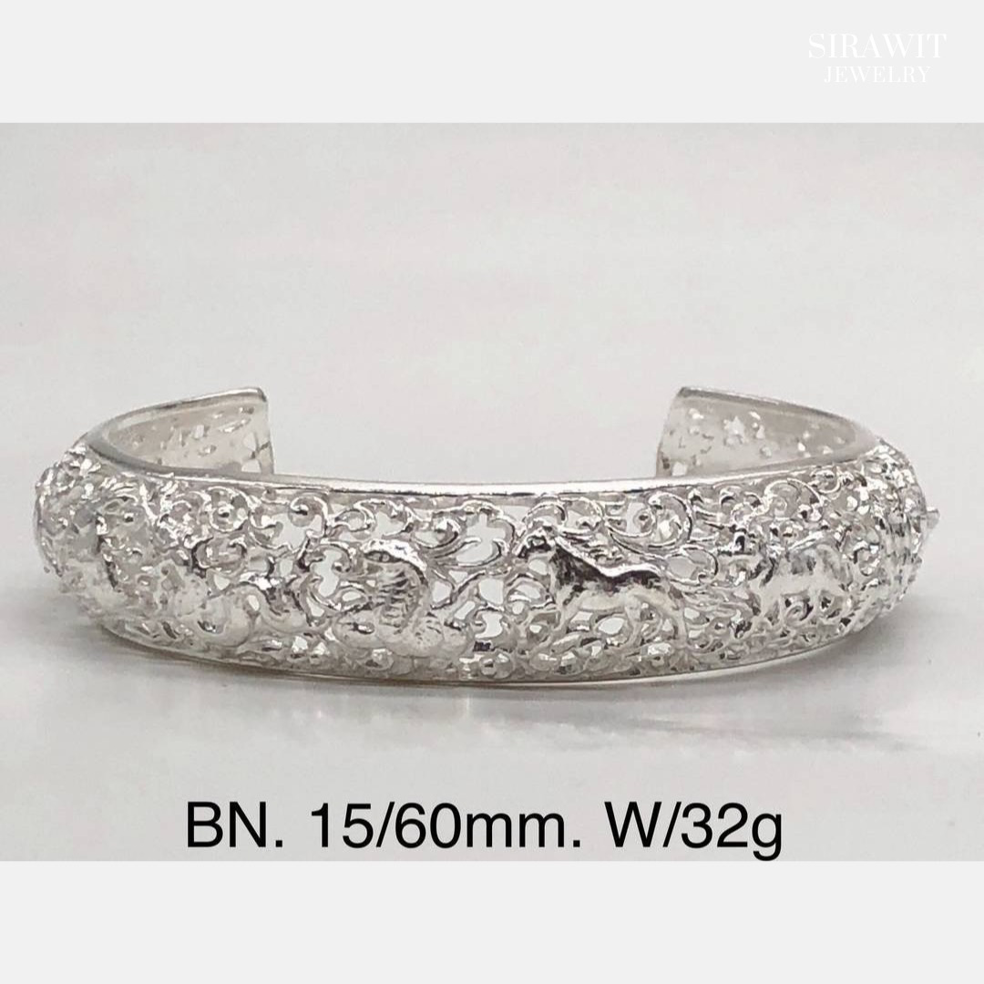 กำไลข้อมือ 12 ราศี