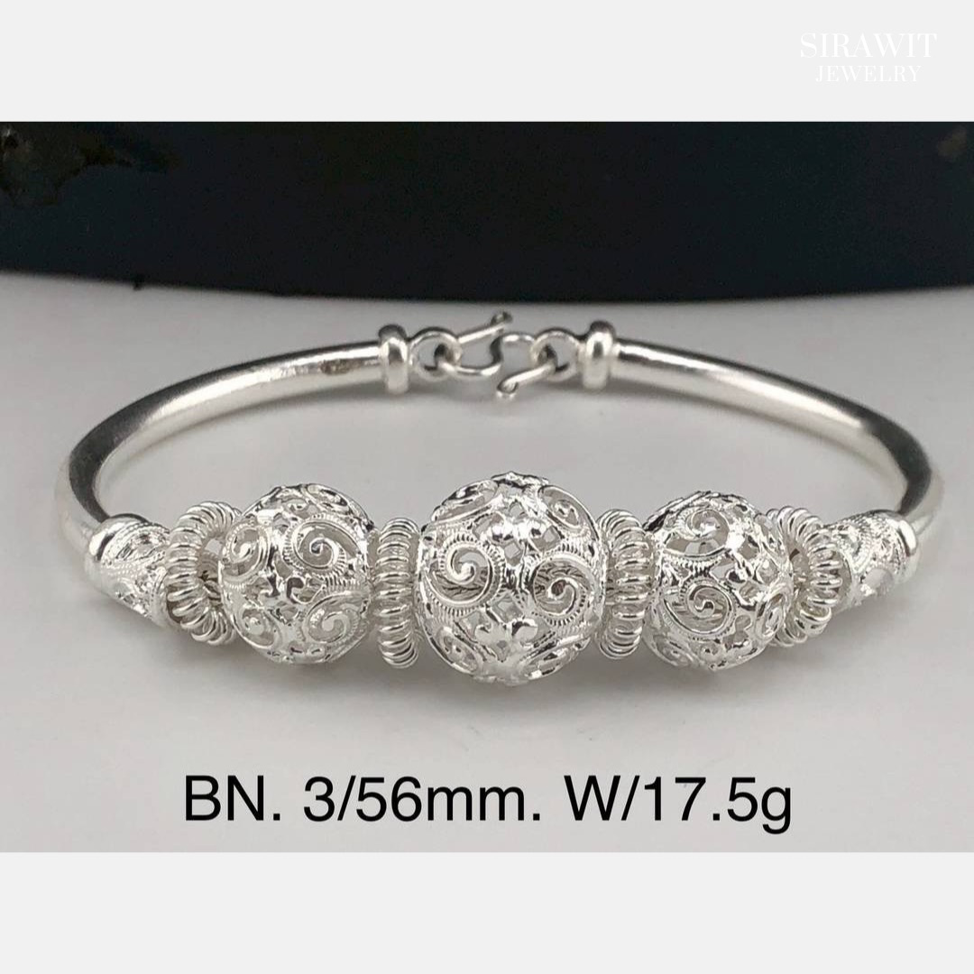 กำไลข้อมือเงินแท้