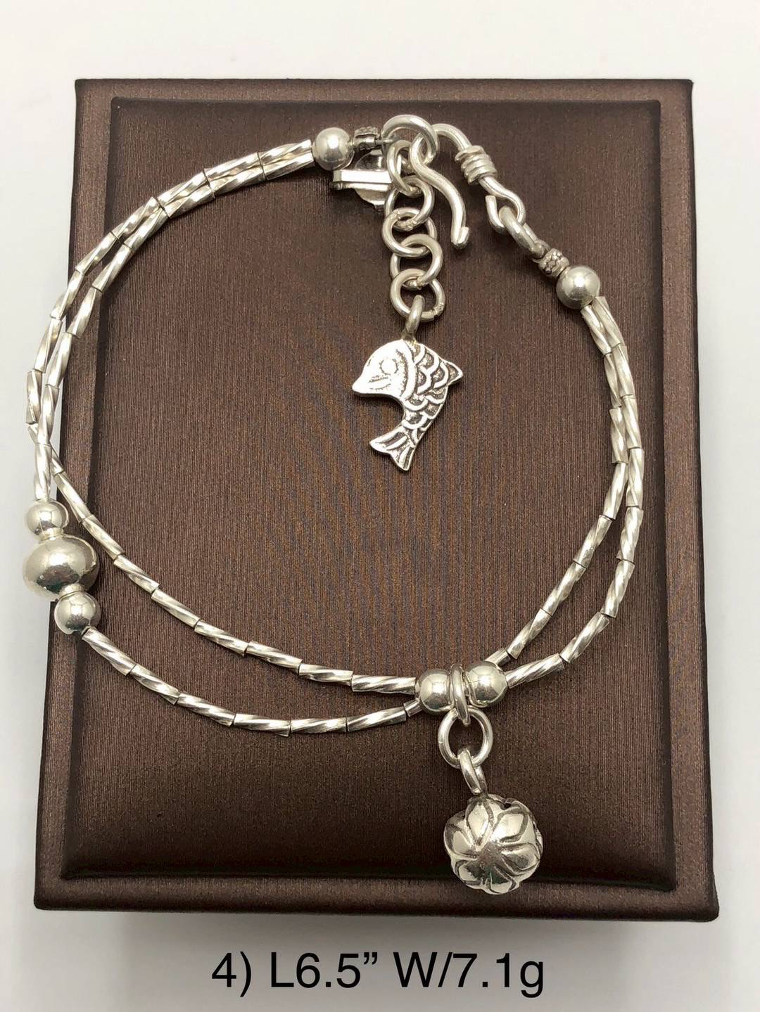 สร้อยข้อมือเงินแท้ 