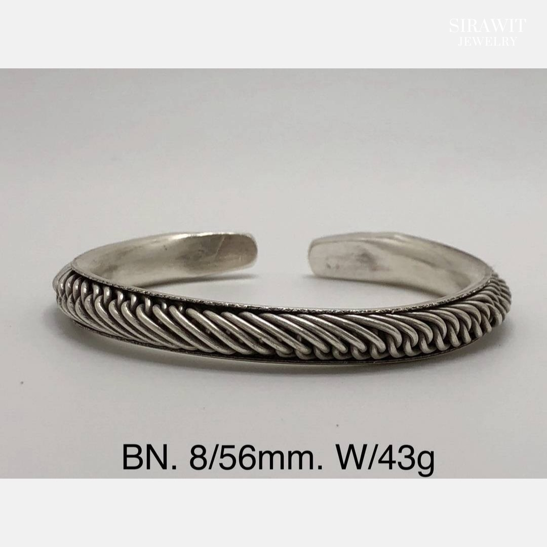 กำไลข้อมือเงินแท้