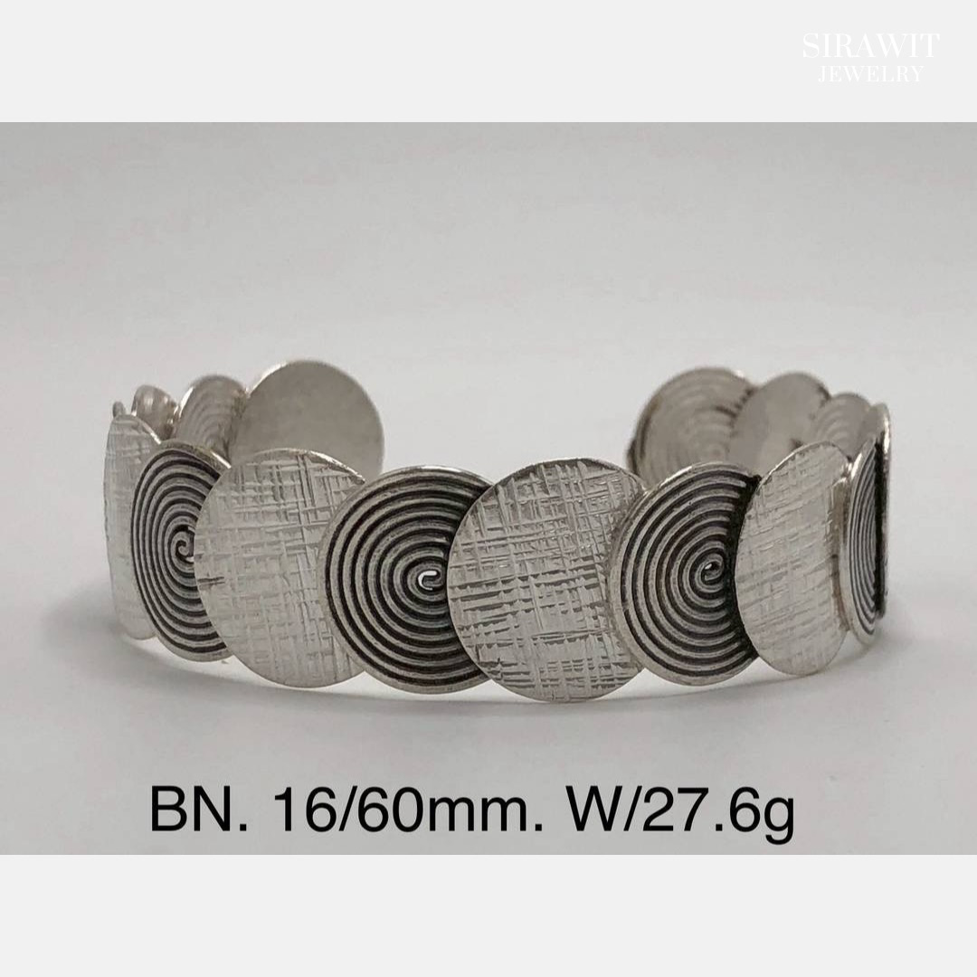 กำไลข้อมือเงินแท้