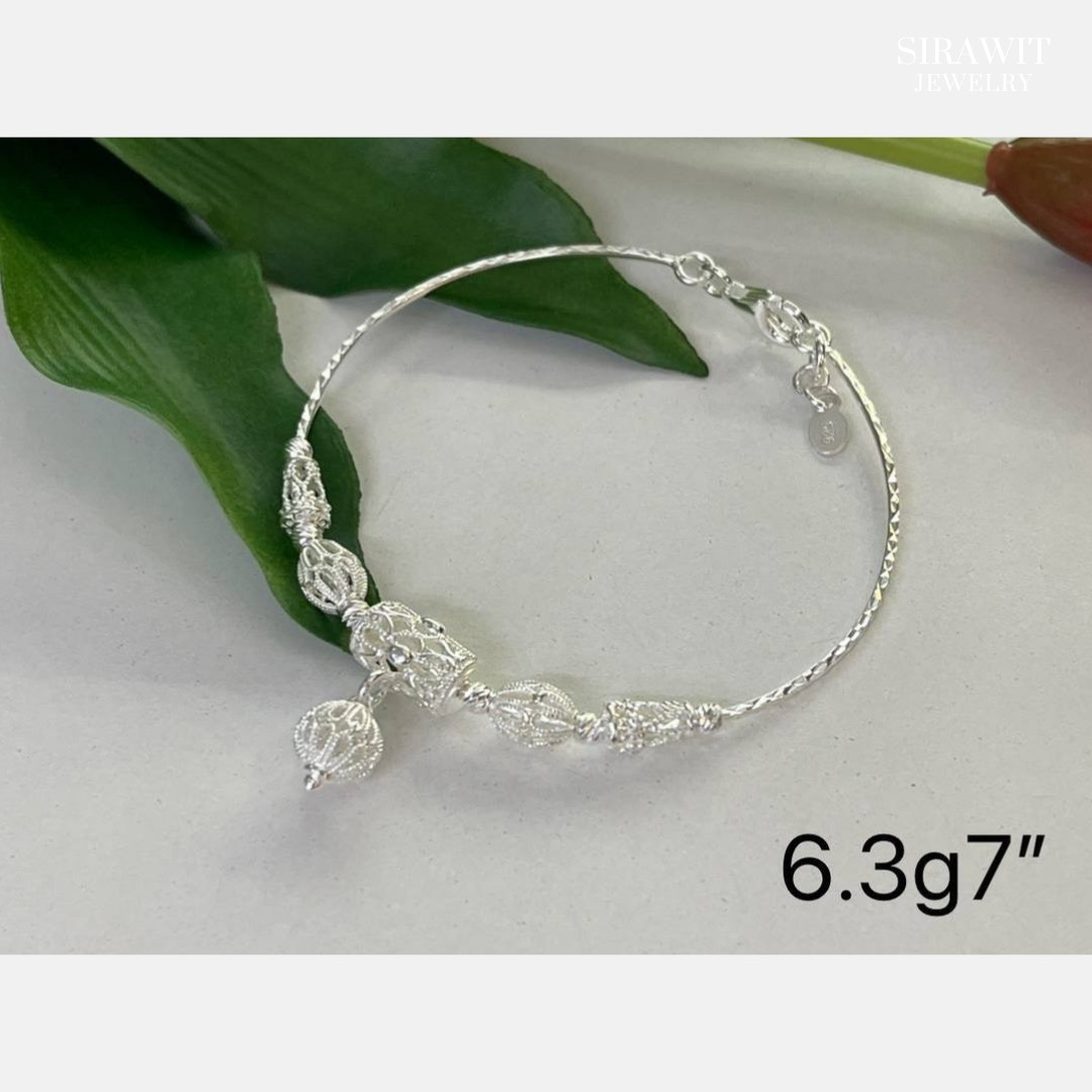 สร้อยข้อมือเงินแท้