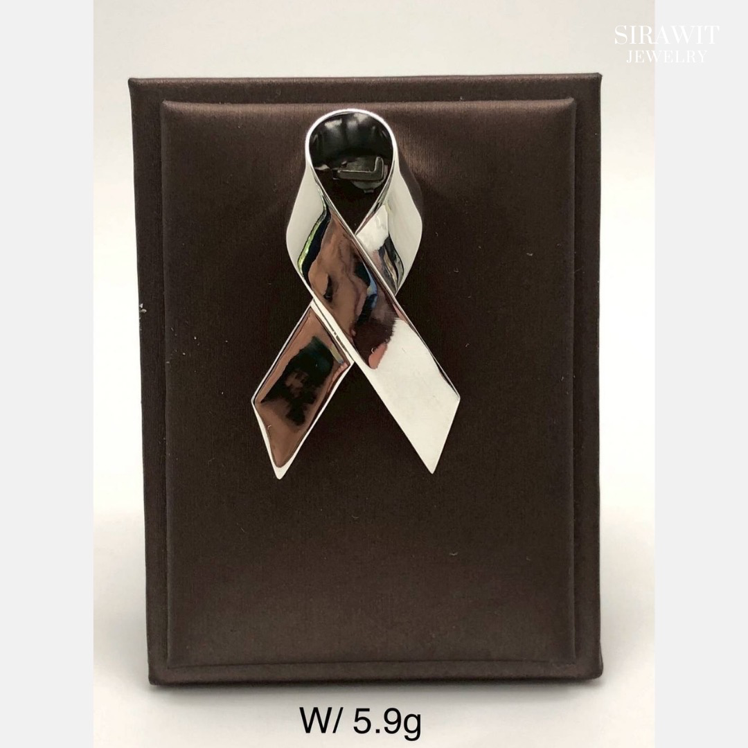 เข็มกลัด