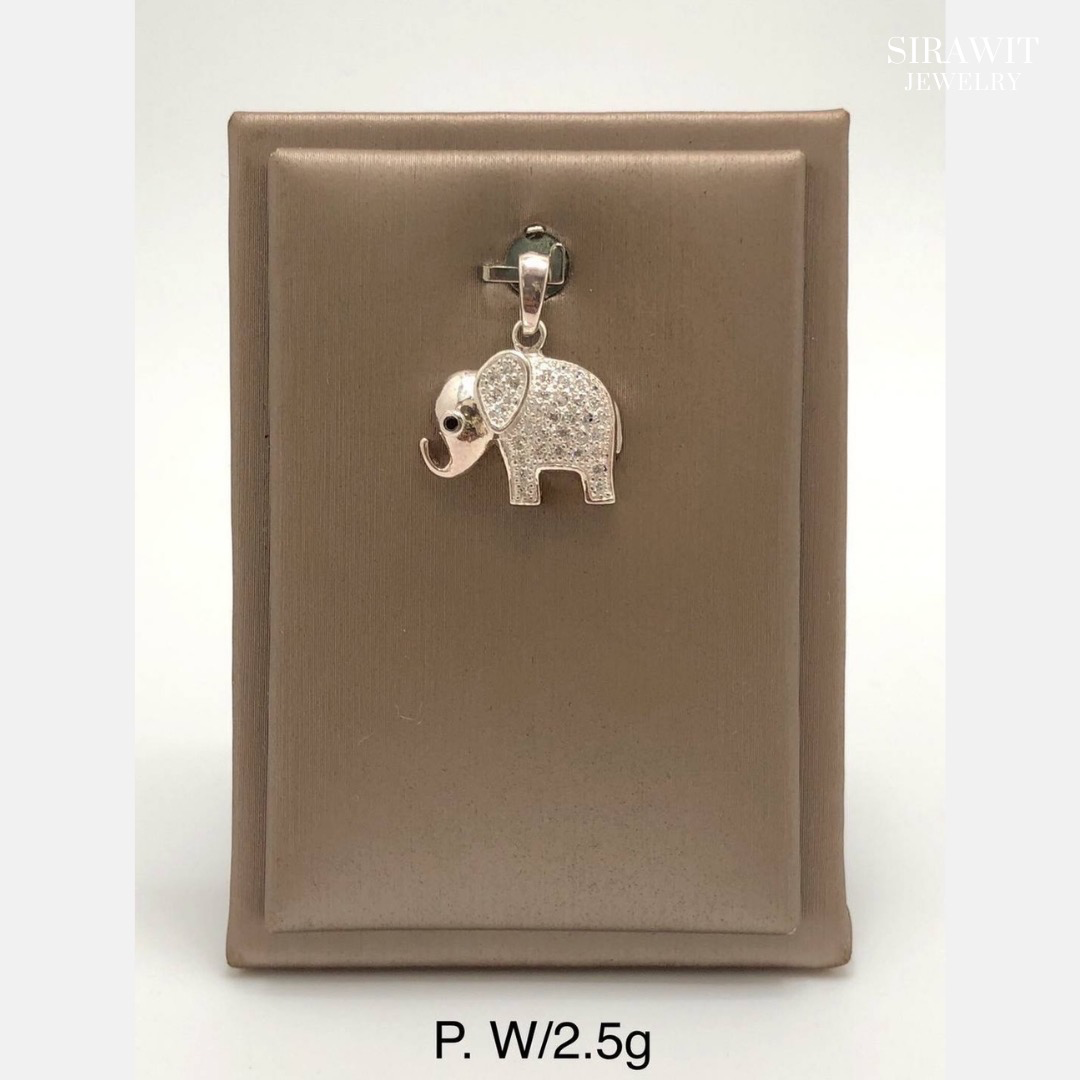 จี้ช้างพลอย