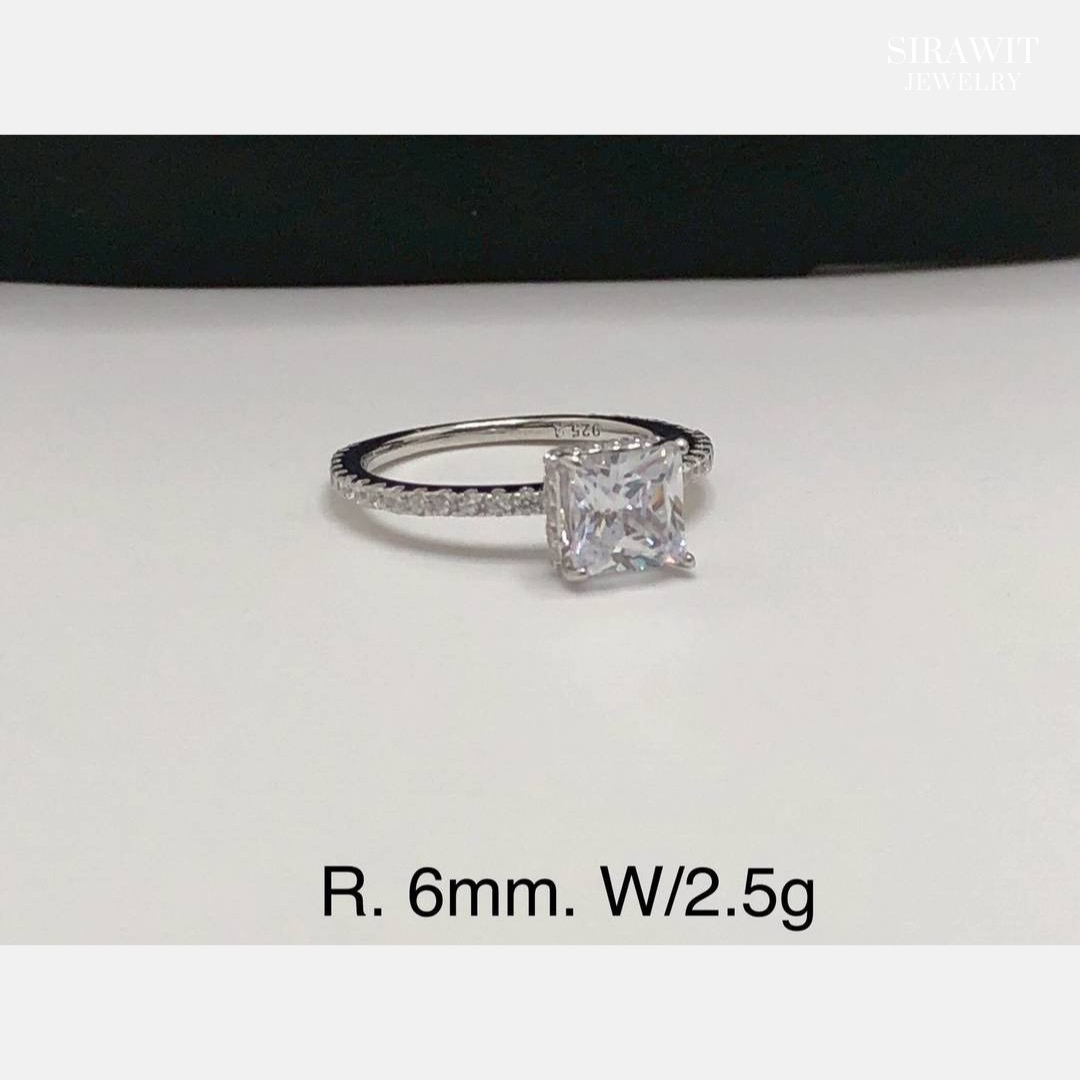 แหวนพลอย